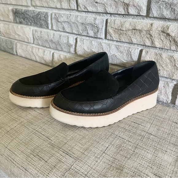 Vince Camuto Black Platform Loafers Croc Embossed | 7.5 | Preppy | Normcore - Picture 5 of 5